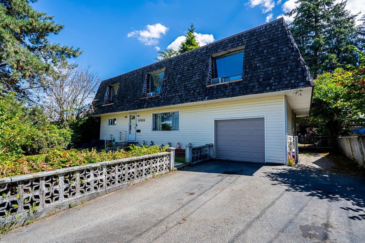 10956 128a Street, Surrey, V3T 3G2 — photo 2