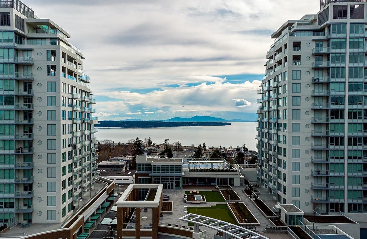 1503 - 15165 Thrift Avenue, White Rock, V4B 0C1 — photo 1