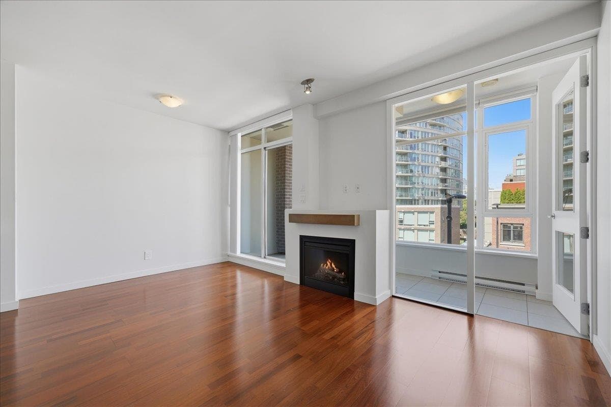 306 - 2055 Yukon Street, Vancouver, V5Y 4B7 — photo 3