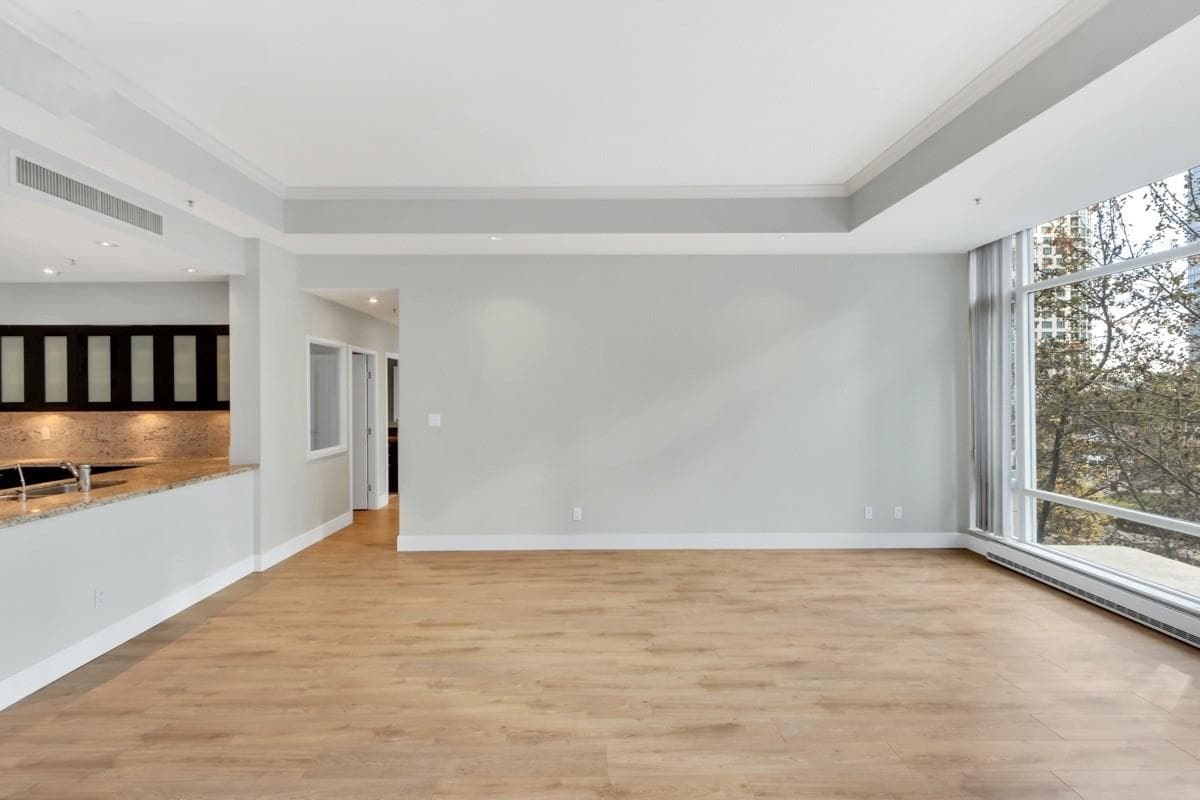 301 - 499 Broughton Street, Vancouver, V6G 3K1 — photo 2
