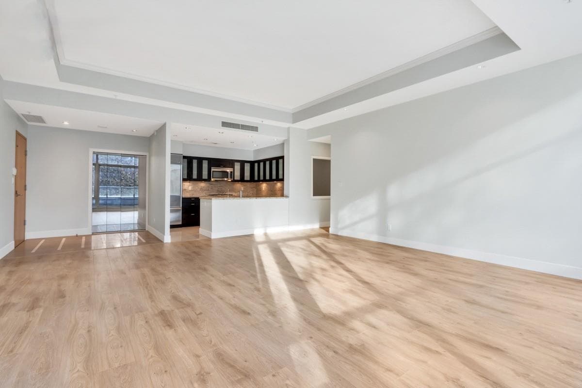301 - 499 Broughton Street, Vancouver, V6G 3K1 — photo 3