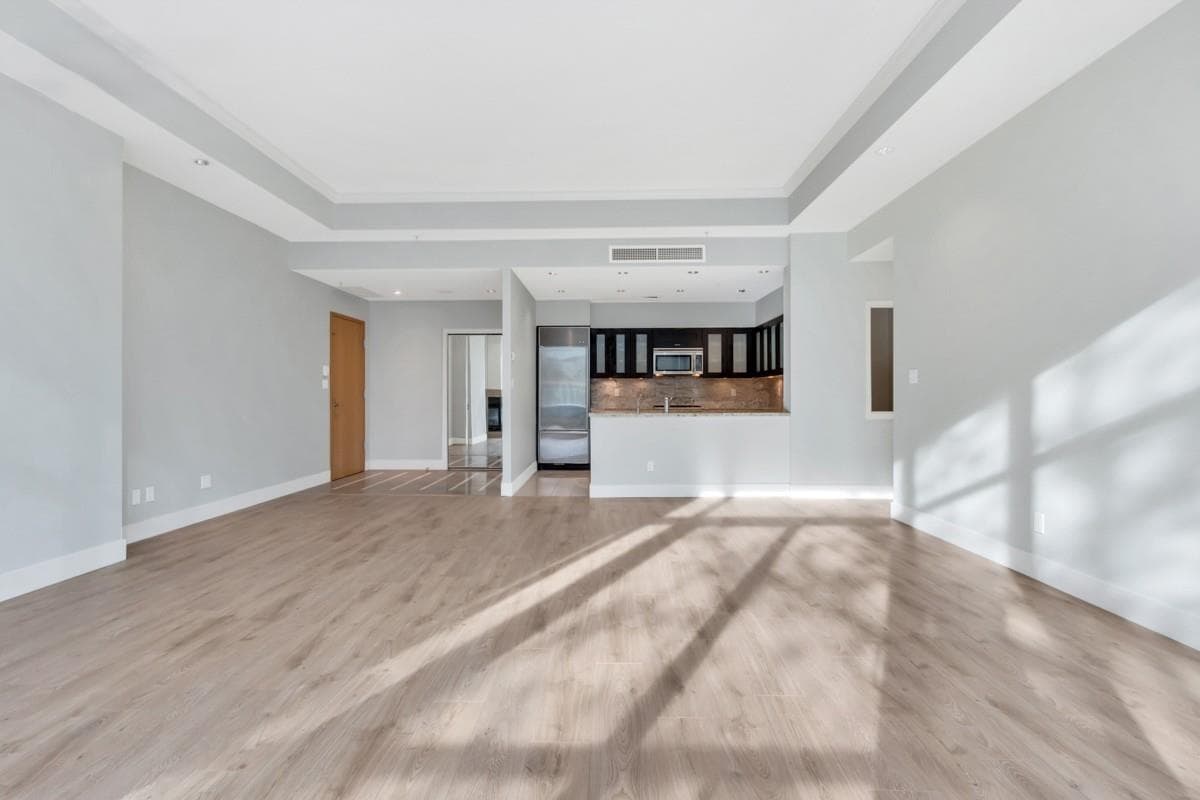 301 - 499 Broughton Street, Vancouver, V6G 3K1 — photo 4