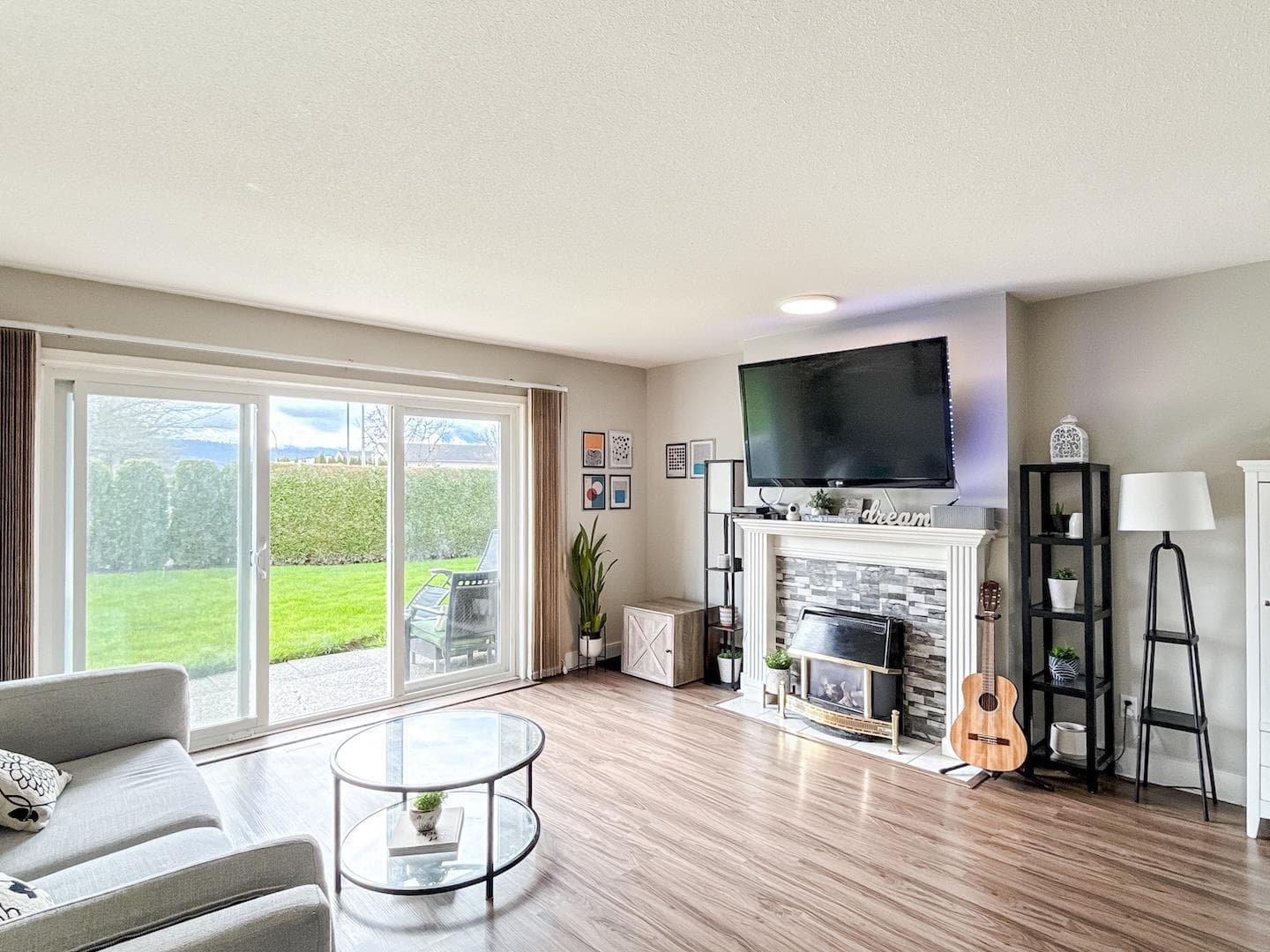 5 - 46350 Cessna Drive, Chilliwack, V2P 7W3 — photo 2