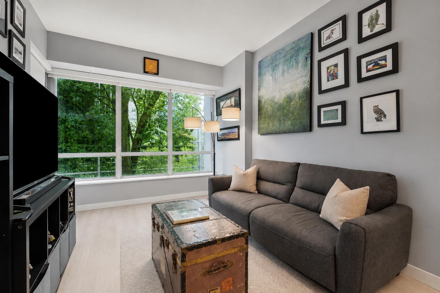002 - 9060 University Crescent, Burnaby, V5A 0E1 — photo 3