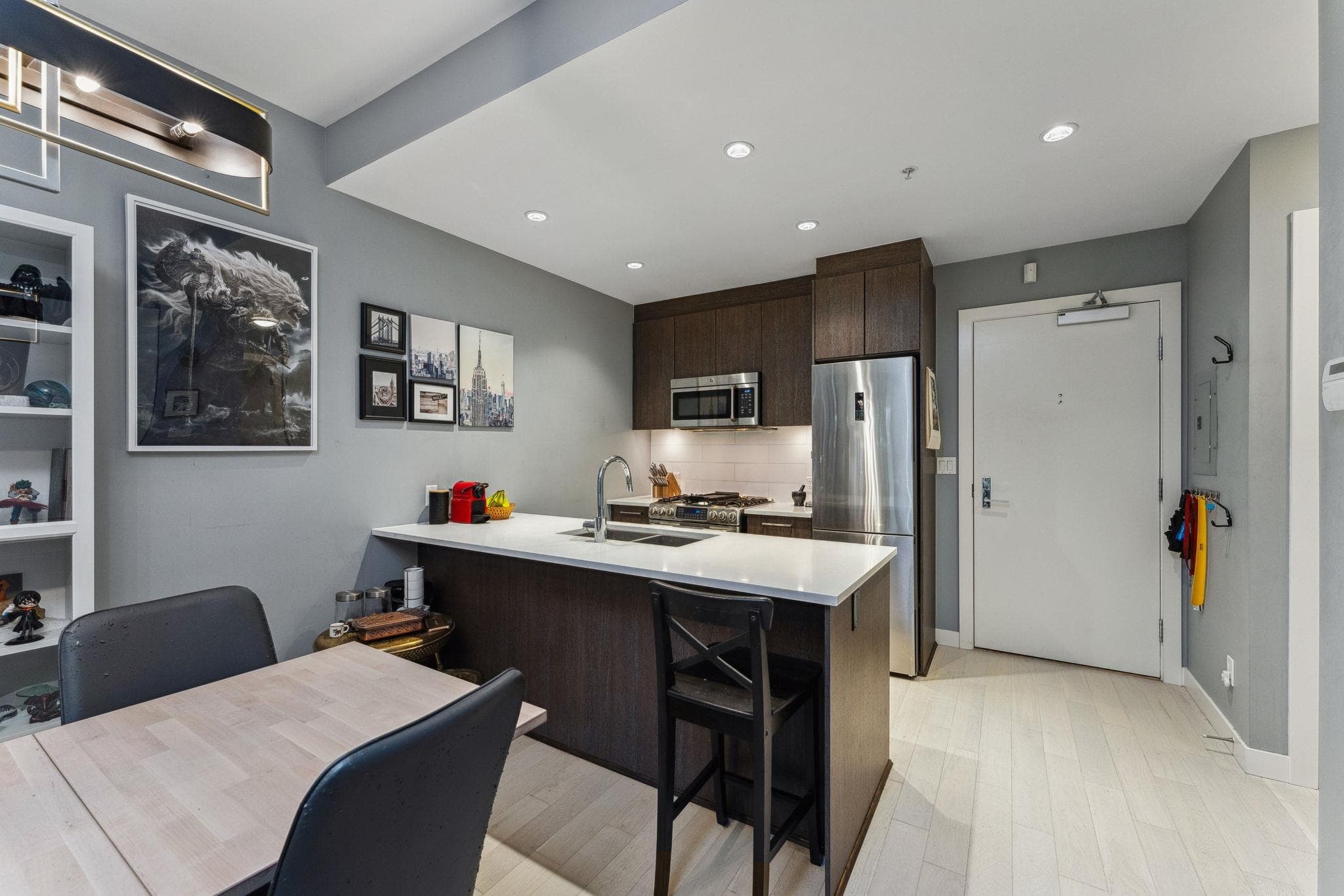 002 - 9060 University Crescent, Burnaby, V5A 0E1 — photo 5
