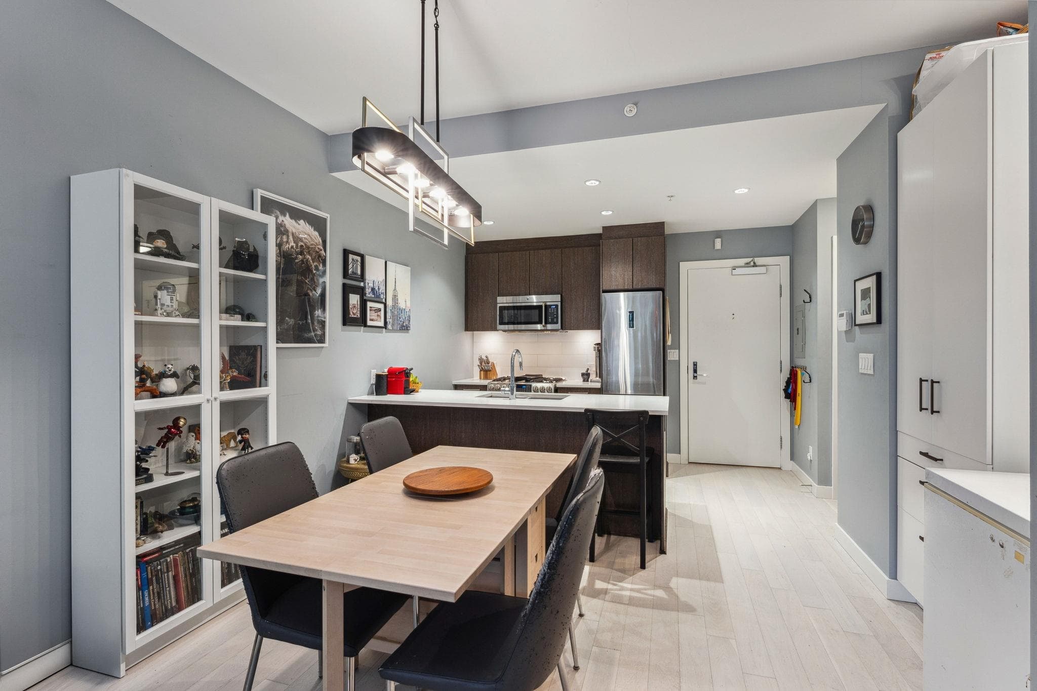 002 - 9060 University Crescent, Burnaby, V5A 0E1 — photo 4