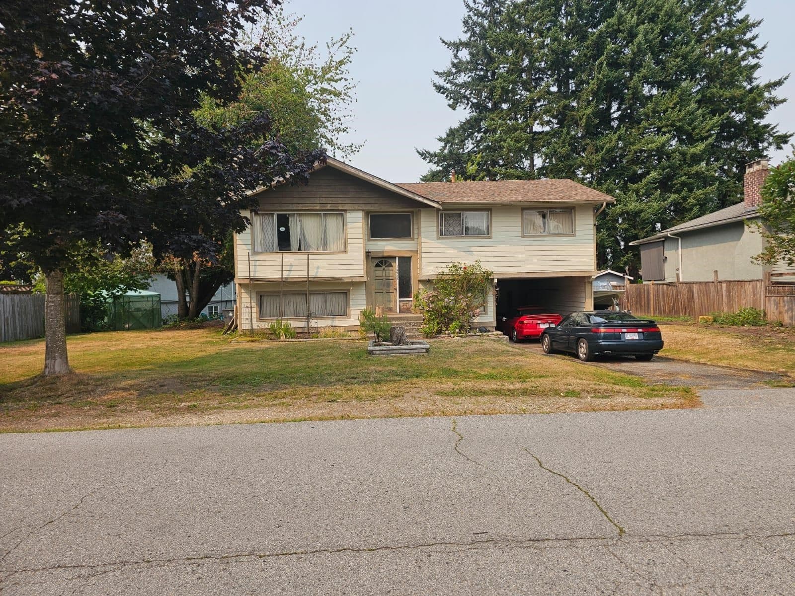 14935 Bluebird Crescent, Surrey, V3R 4T8 — photo 1