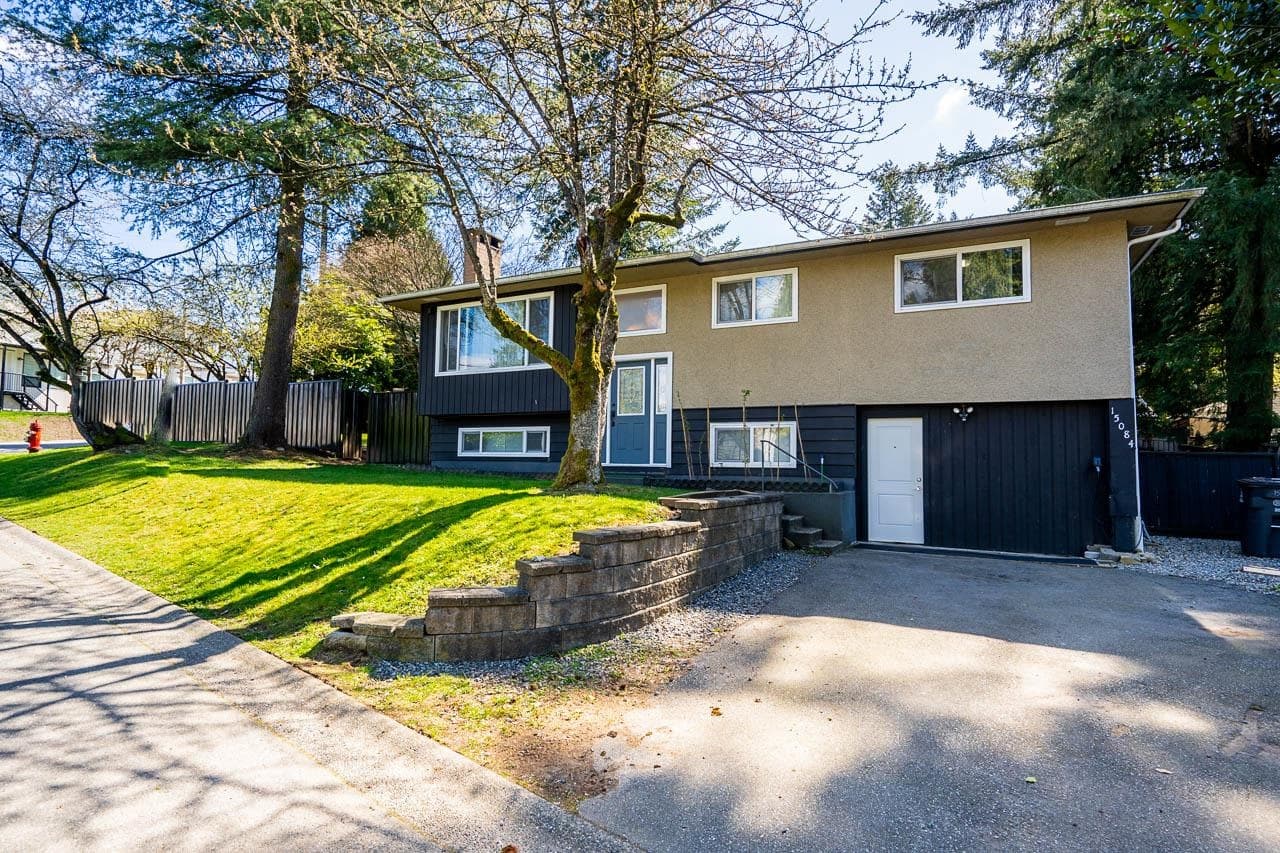 15084 Raven Place, Surrey, V3R 4T2 — photo 3
