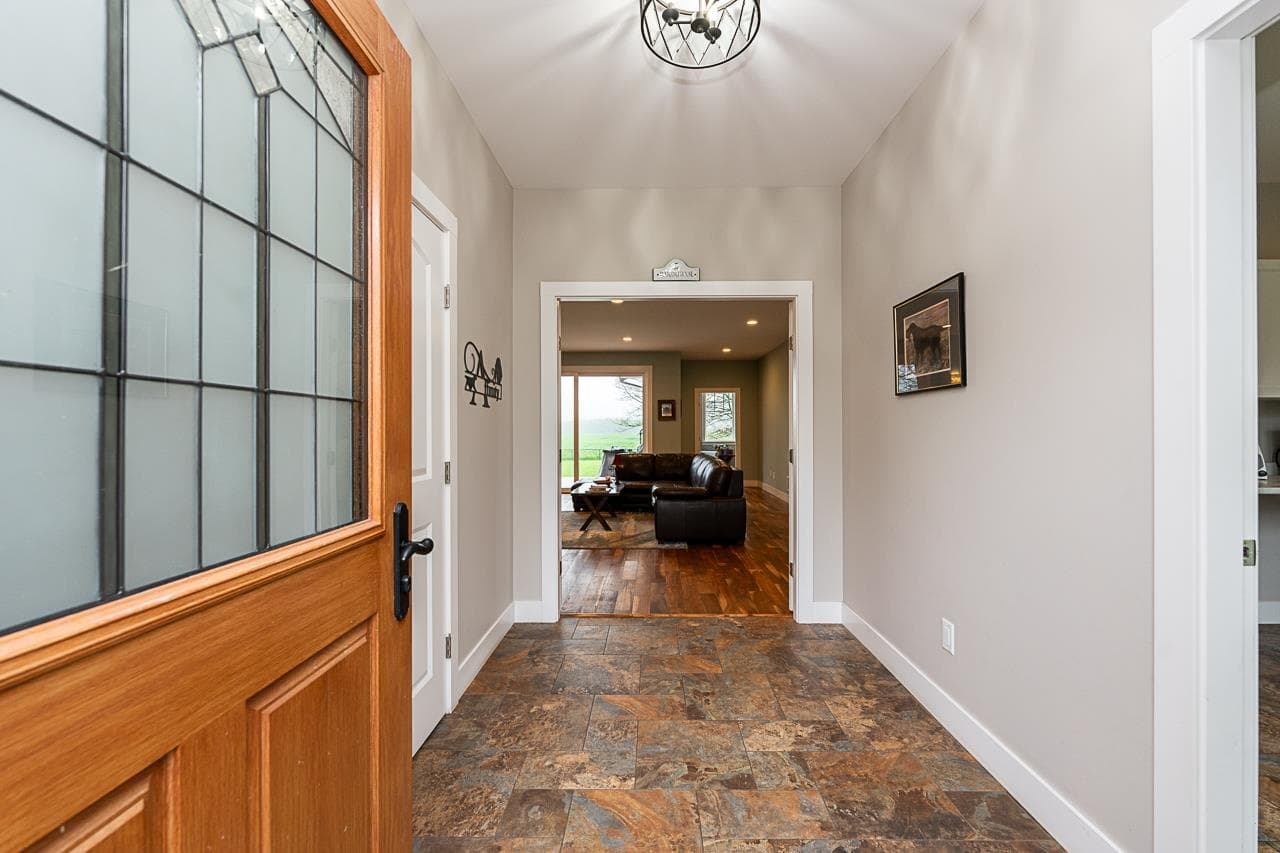 7312 Martin Road, Agassiz, V0M 1A2 — photo 4