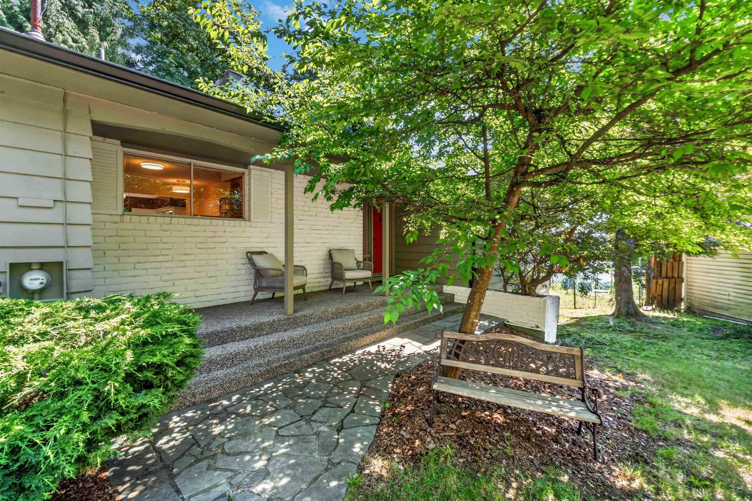 1168 Charland Avenue, Coquitlam, V3K 3L1 — photo 3