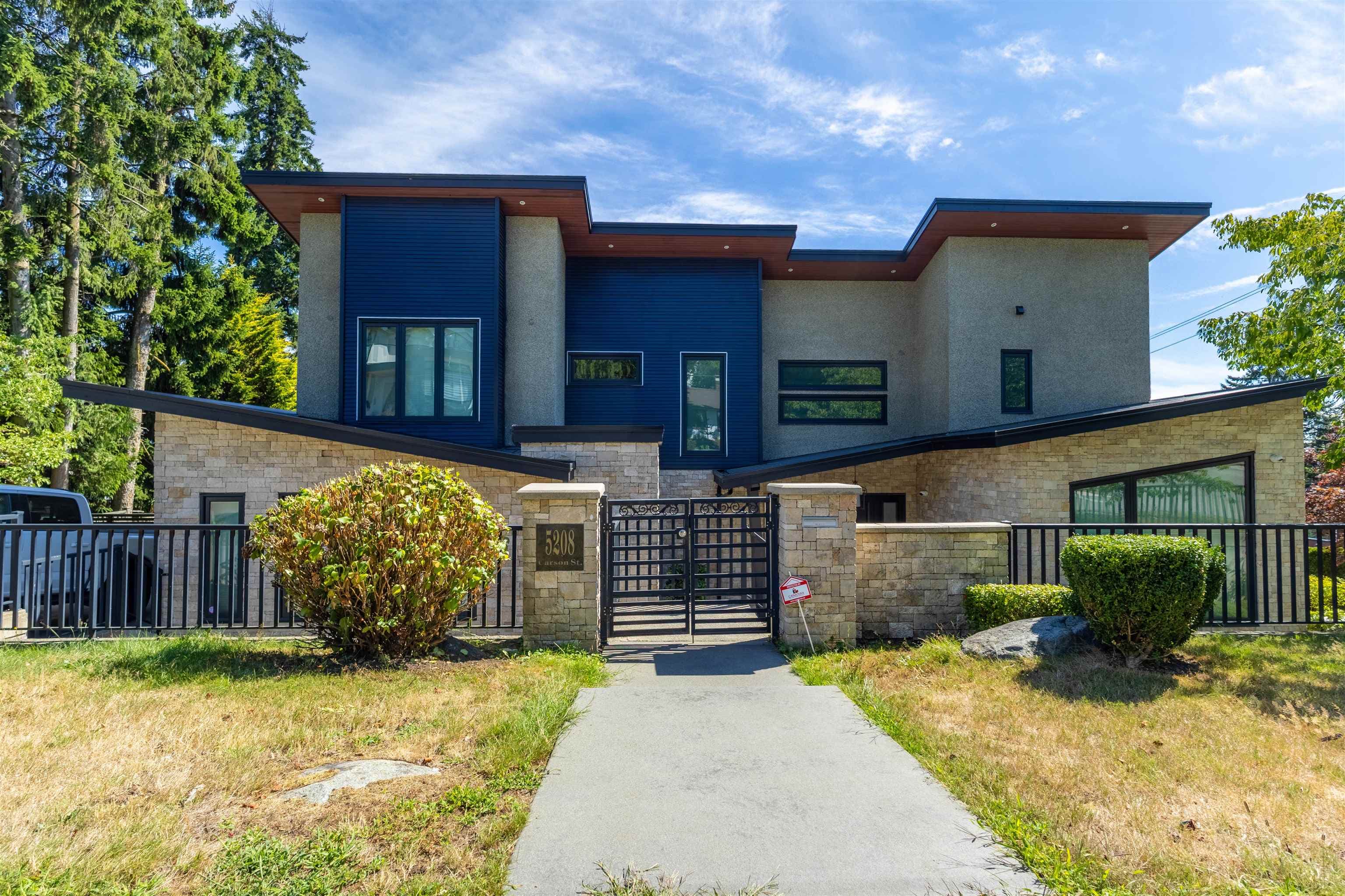5208 Carson Street, Burnaby, V5J 2Z2 — photo 1
