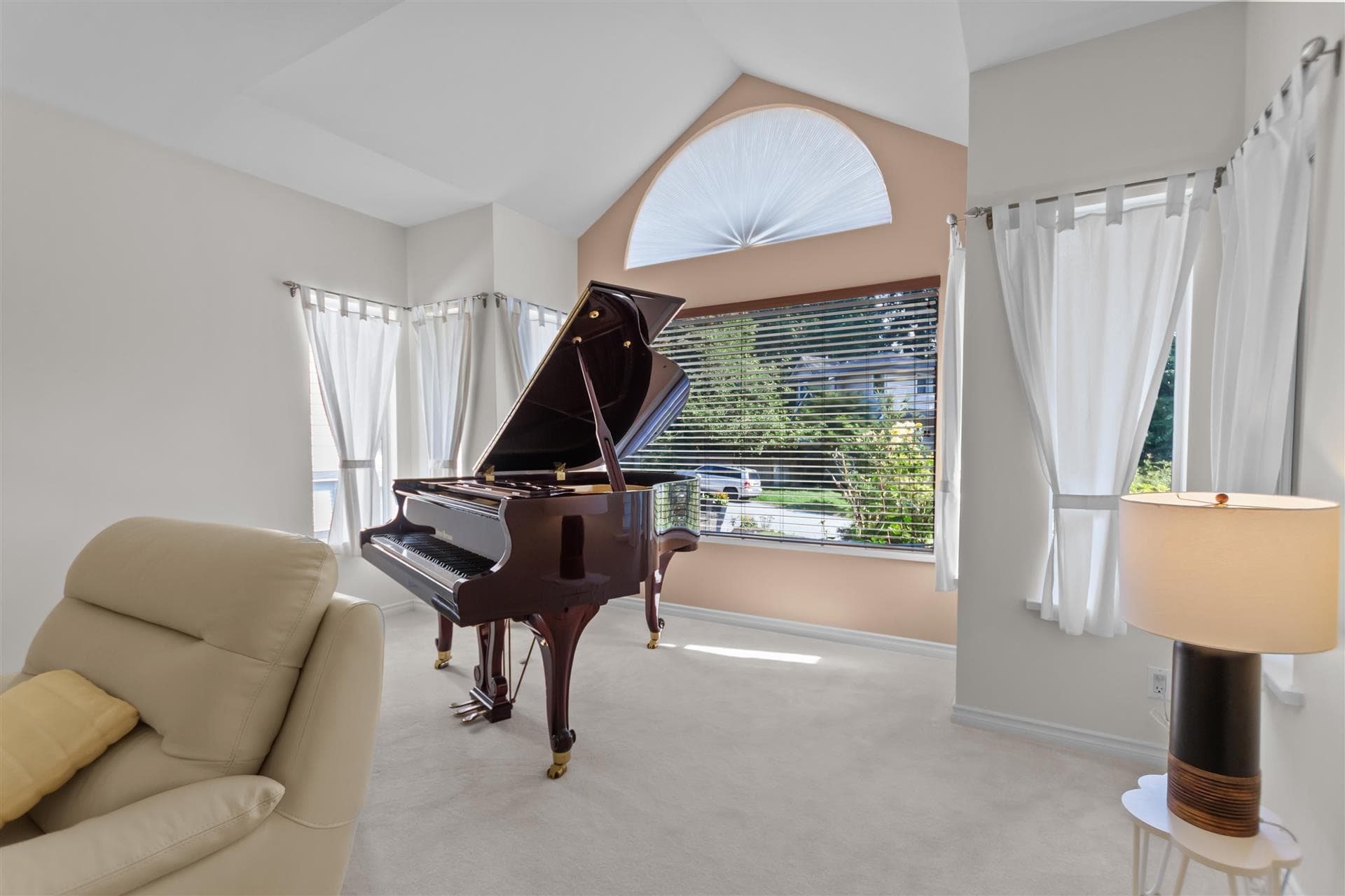 3 Chevalier Court, Port Moody, V3H 4L3 — photo 2