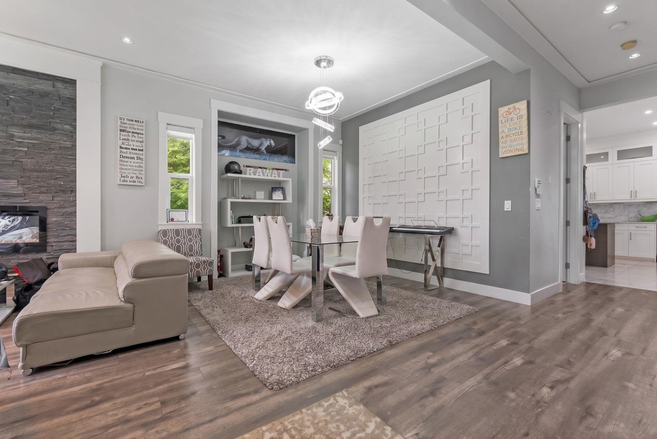 14017 110 Avenue, Surrey, V3R 1Z3 — photo 2