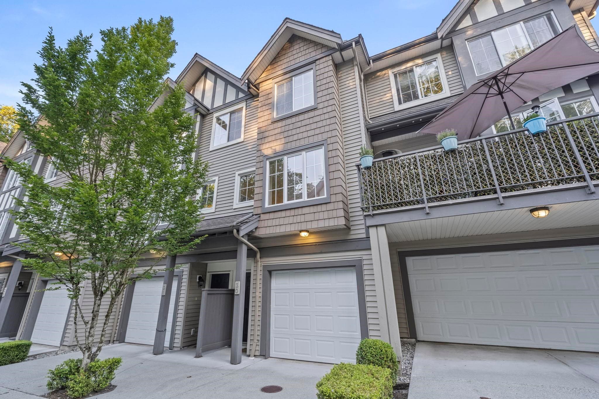 30 - 8533 Cumberland Place, Burnaby, V3N 5C1 — photo 2