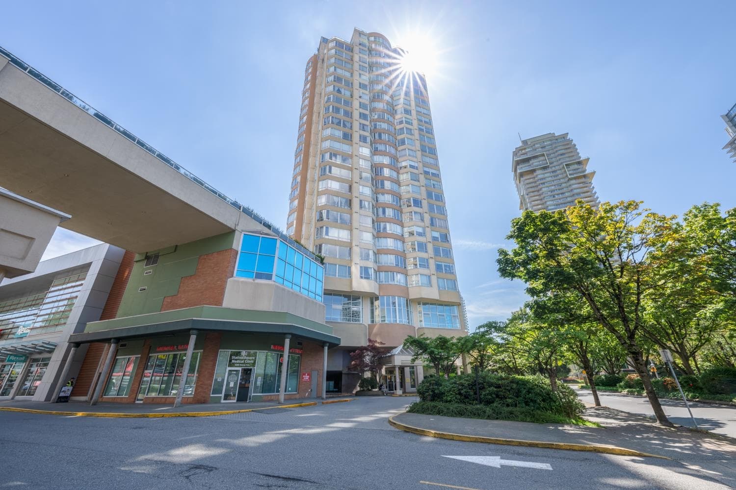 2203 - 6240 Mckay Avenue, Burnaby
