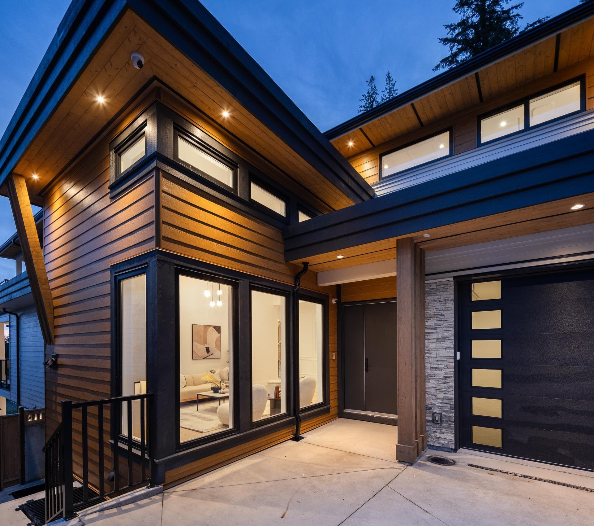 1484 Copper Beech Place, Coquitlam, V3E 0C4 — photo 2