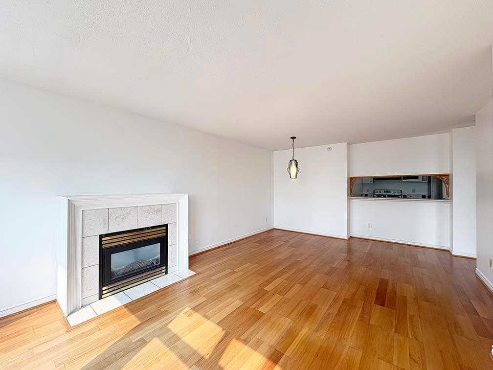 807 - 720 Carnarvon Street, New Westminster, V3M 6S2 — photo 4
