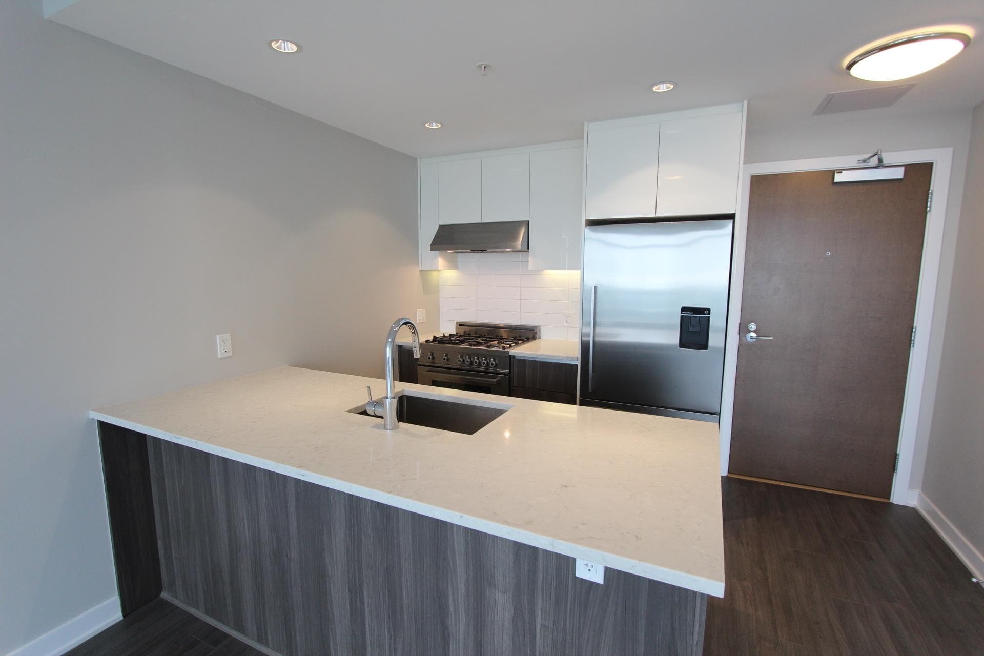 2701 - 4900 Lennox Lane, Burnaby, V5H 0G9 — photo 5