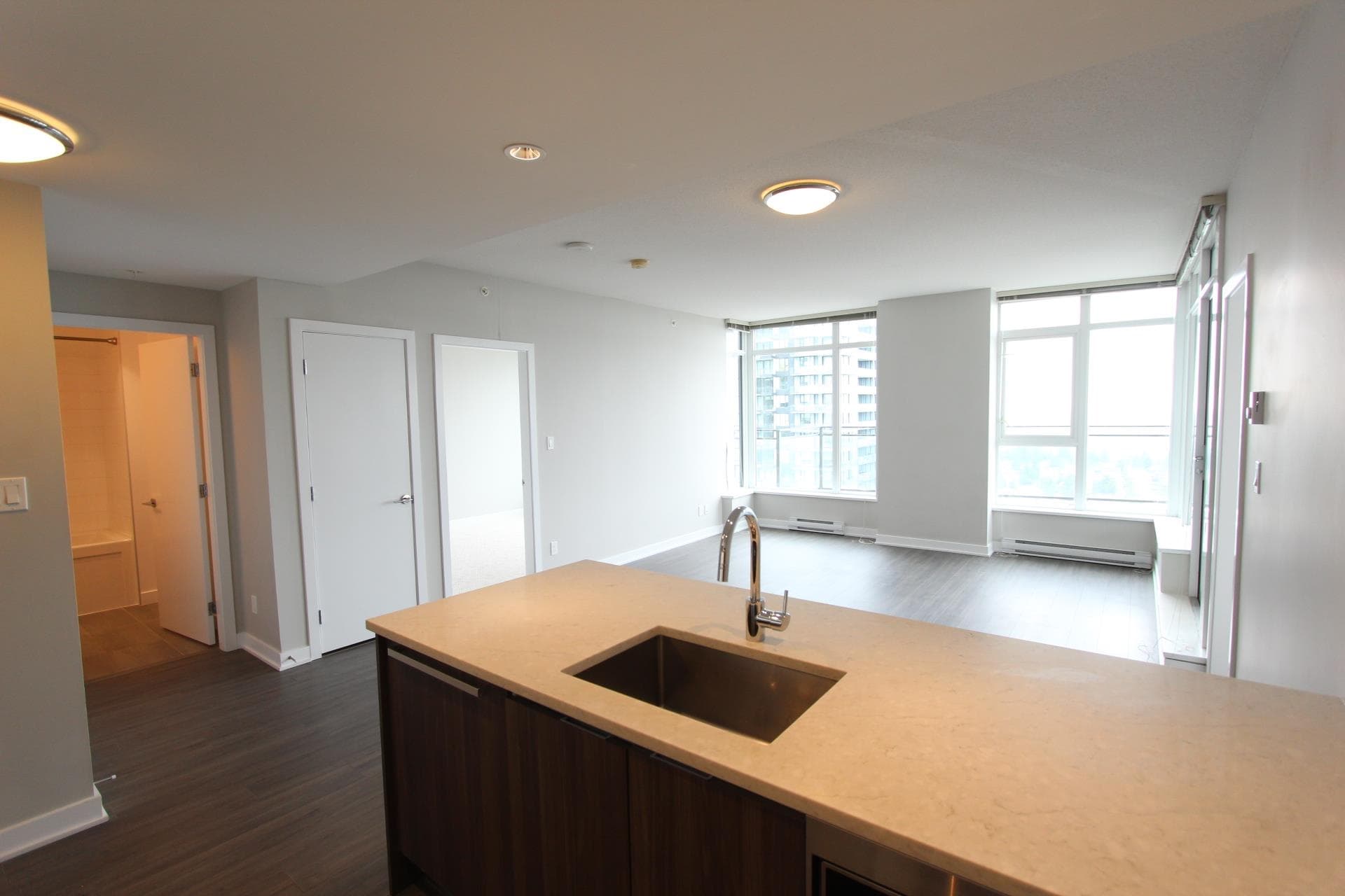 2701 - 4900 Lennox Lane, Burnaby, V5H 0G9 — photo 4