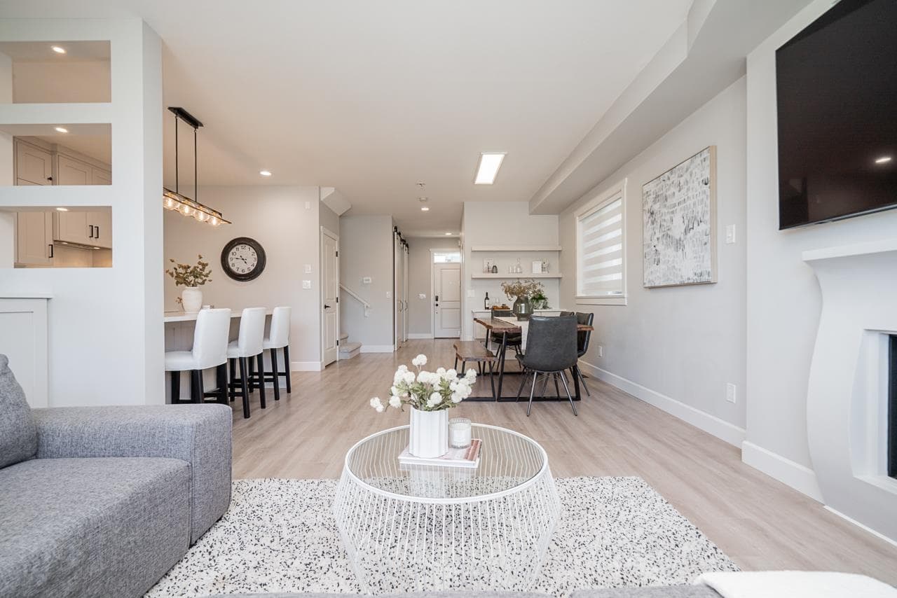 21149 79a Avenue, Langley, V2Y 0H3 — photo 2