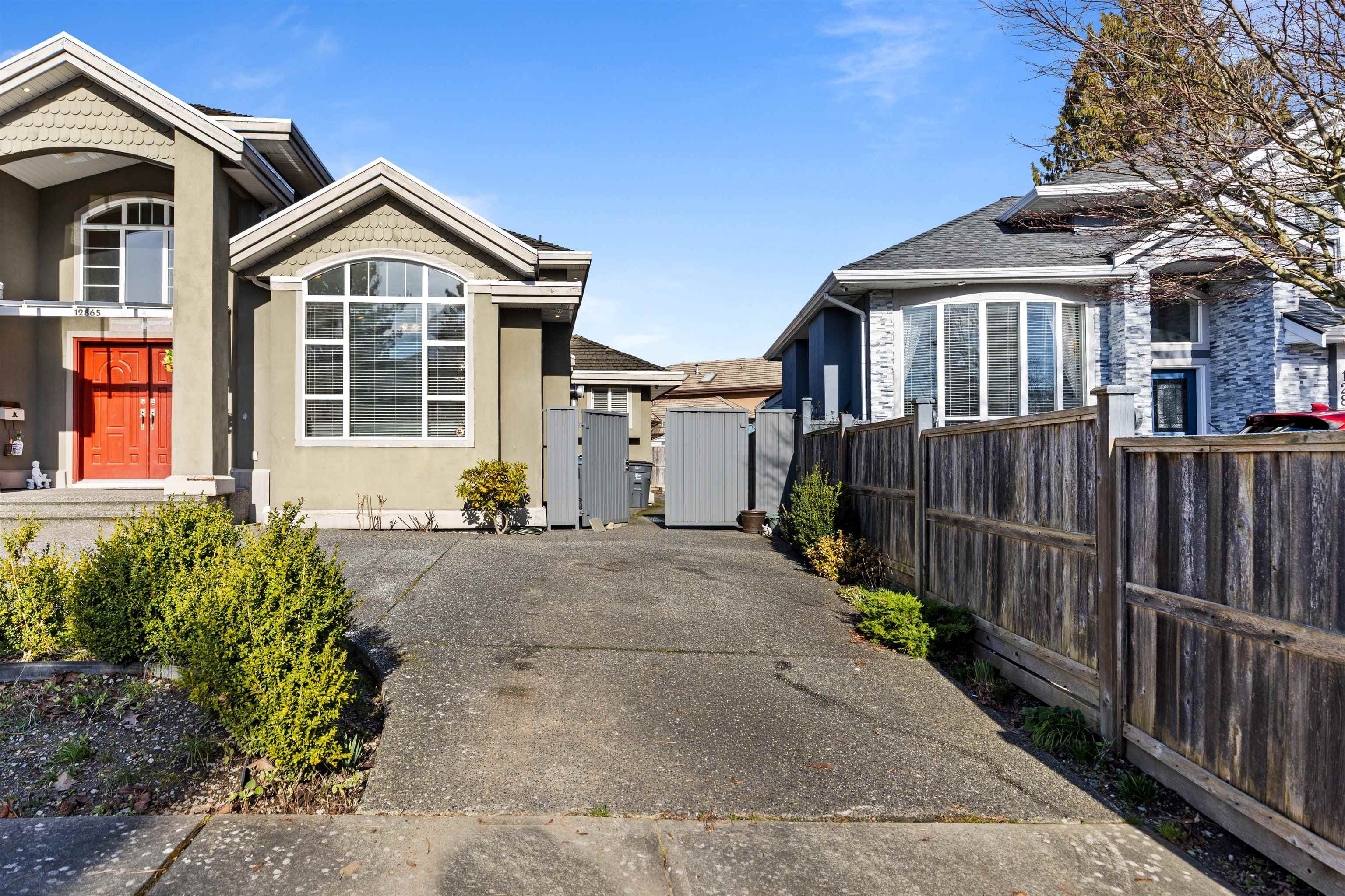12865 63a Avenue, Surrey, V3X 3S9 — photo 2