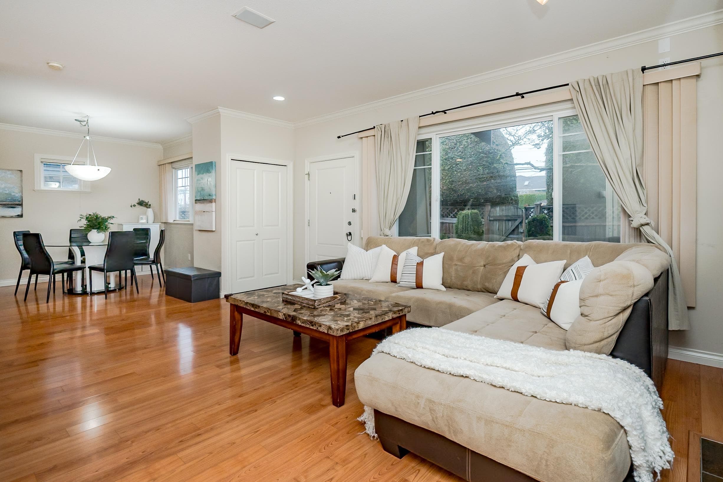 10 - 7060 Bridge Street, Richmond, V6Y 2S7 — photo 2
