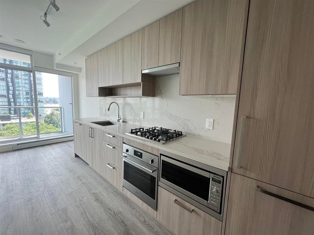 707 - 13350 Central Avenue, Surrey, V3T 0S1 — photo 3