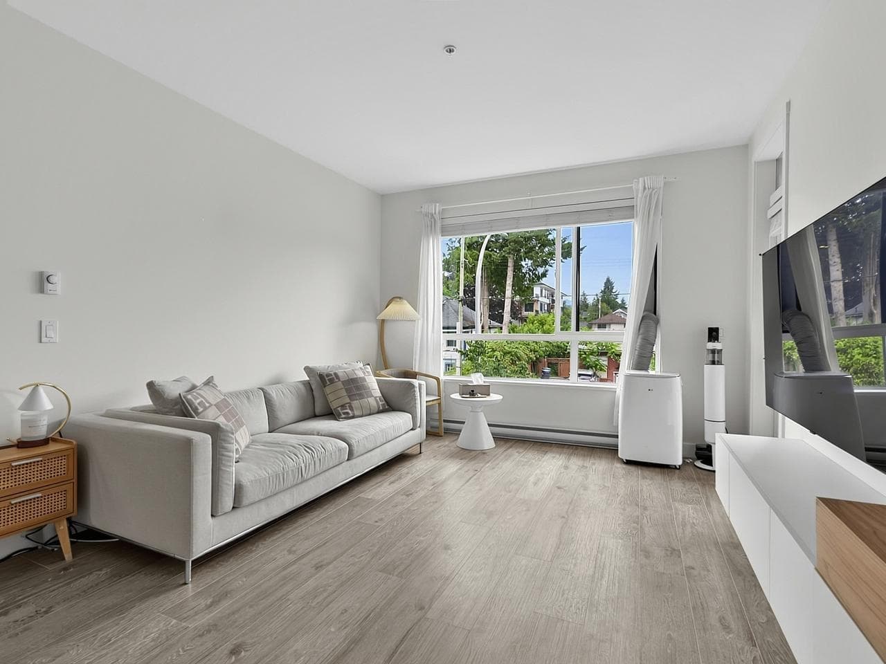 201 - 2160 Grant Avenue, Port Coquitlam, V3B 0T3 — photo 3