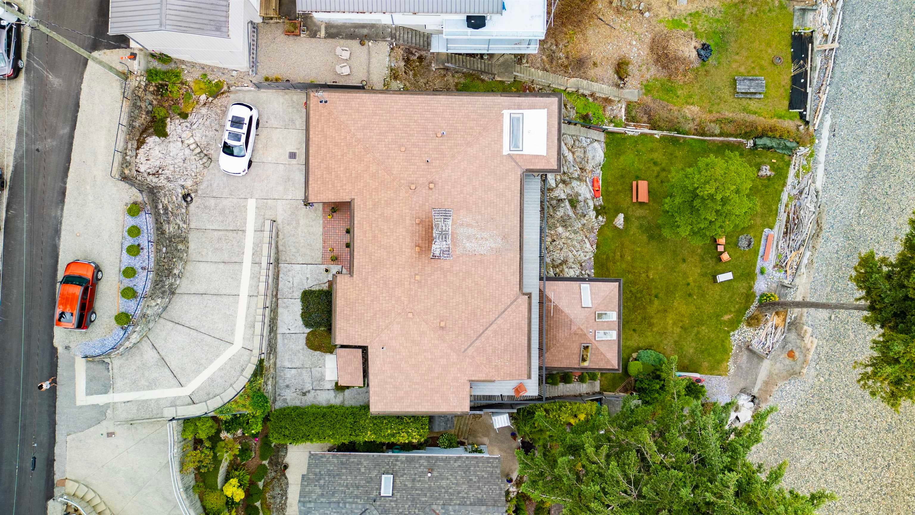 354 Avalon Drive, Gibsons, V0N 1V8 — photo 5