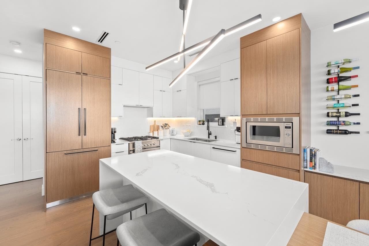 2137 E 2nd Avenue, Vancouver, V5N 1E9 — photo 2