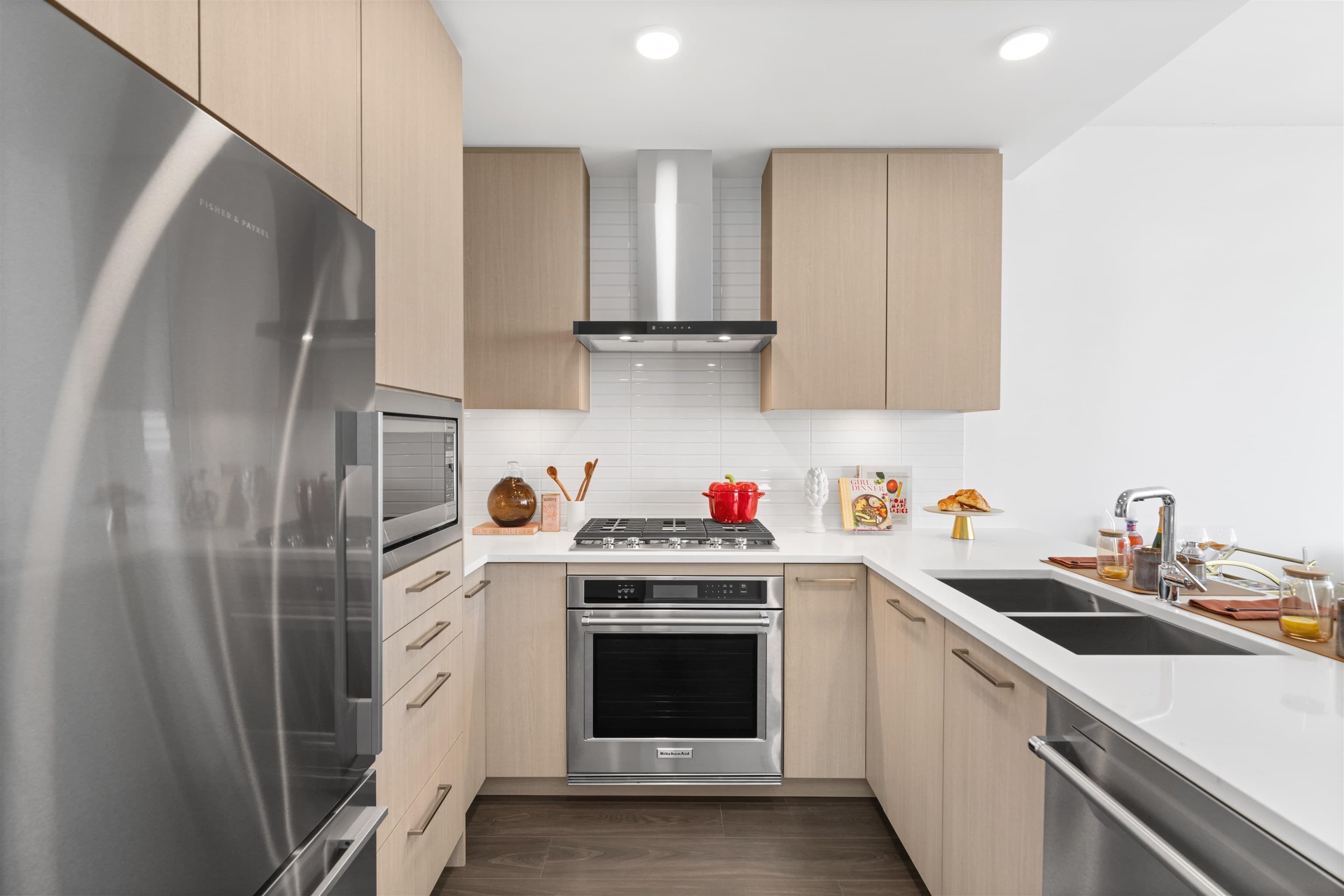 2705 - 518 Clarke Road, Coquitlam, V3J 3X2 — photo 1
