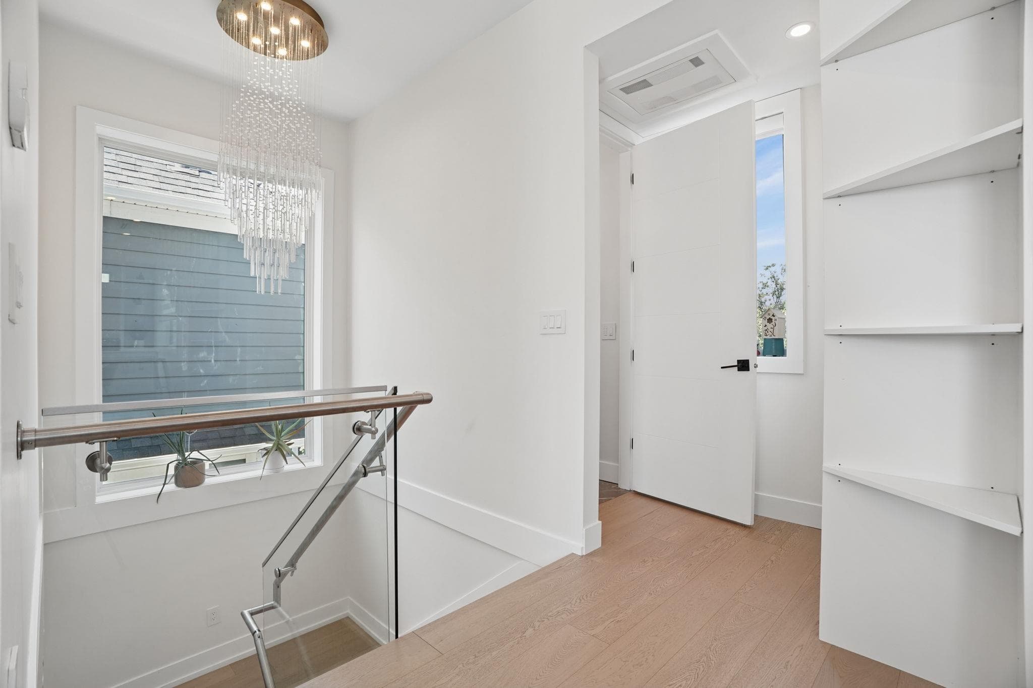 72 E 57th Avenue, Vancouver, V5X 1S4 — photo 4