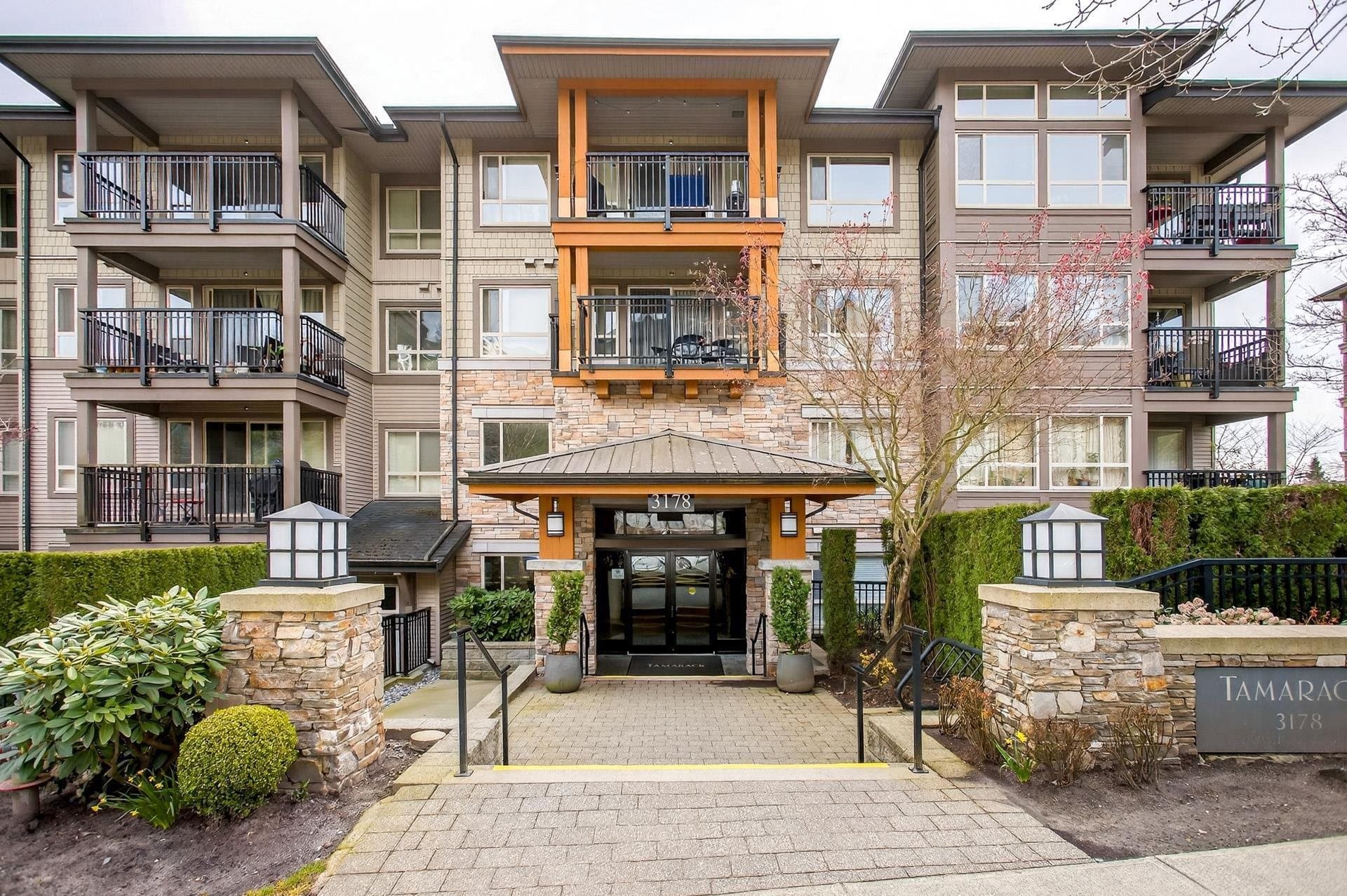 403 - 3178 Dayanee Springs Boulevard, Coquitlam, V3E 0B9 — photo 1