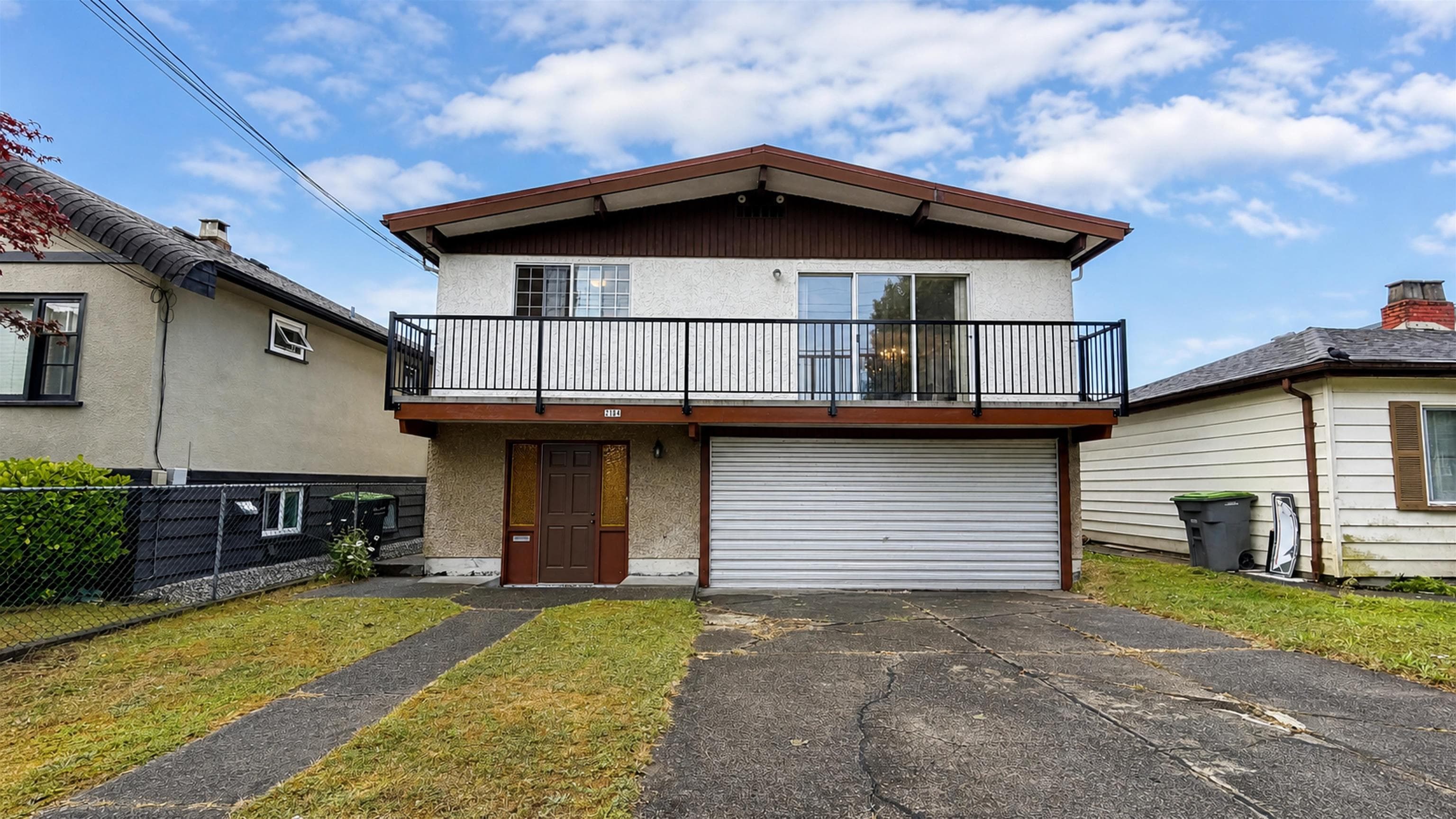 2184 E 35th Avenue, Vancouver, V5P 1B9 — photo 1