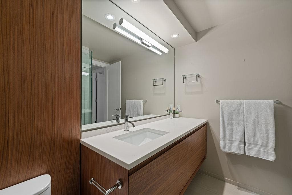 305 - 4101 Yew Street, Vancouver, V6L 3B7 — photo 5
