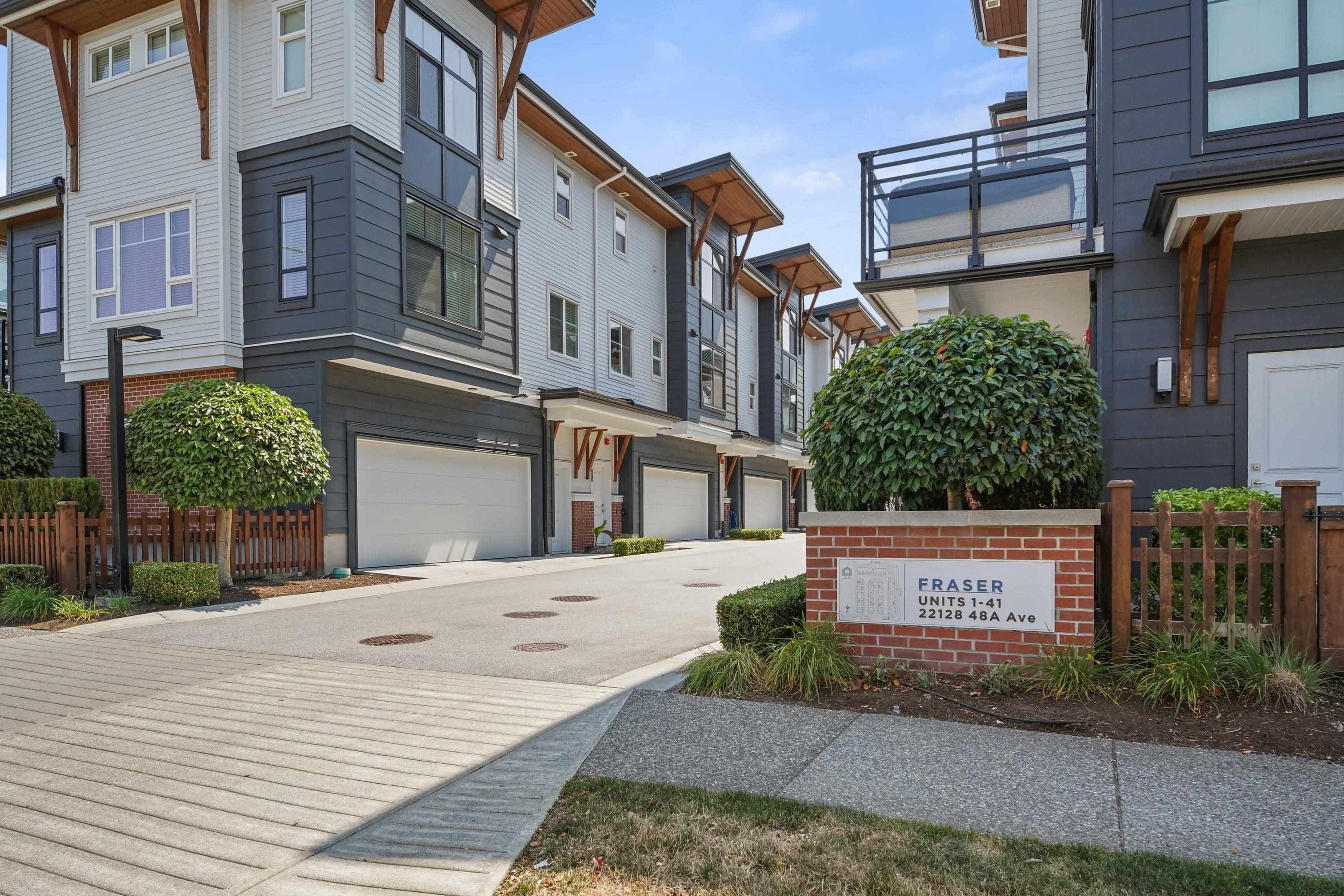 27 - 22128 48a Avenue, Langley, V3A 0L6 — photo 2
