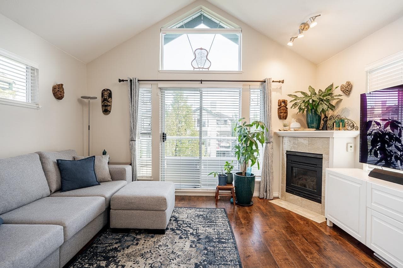 402 - 228 E 18th Avenue, Vancouver, V1E 1E6 — photo 2