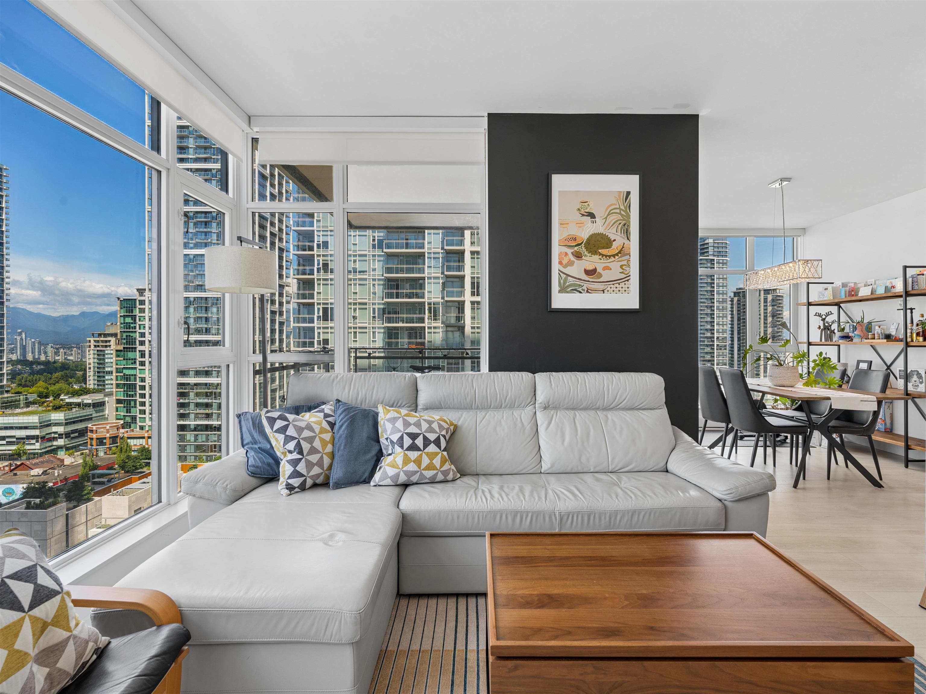 1807 - 6098 Station Street, Burnaby, V5H 0H4 — photo 5
