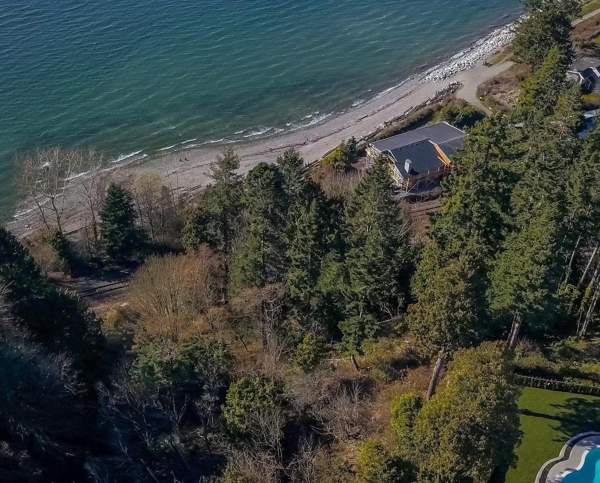 2508 Bayview Street, Surrey, V4A 2Z4 — photo 1