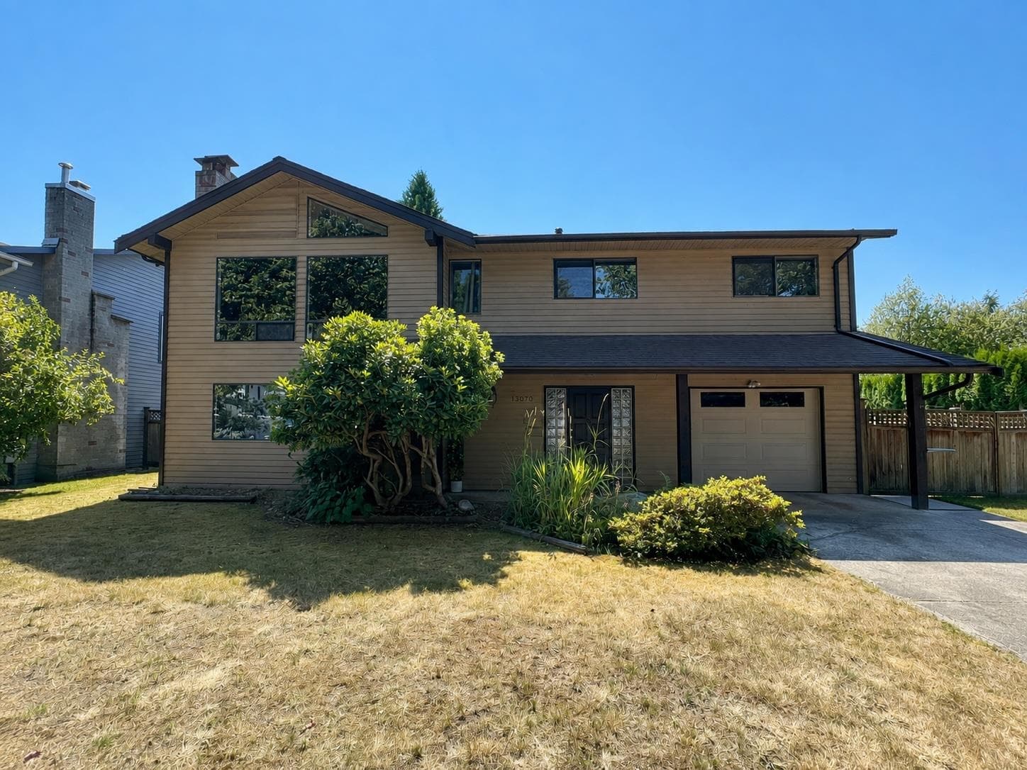 13070 61a Avenue, Surrey, V3X 2G8 — photo 1