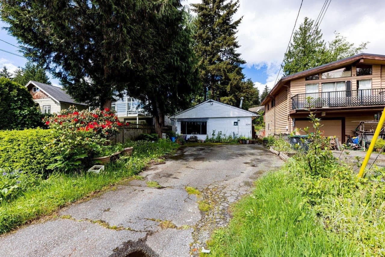 3297 Fromme Road, North Vancouver, V7K 2E1 — photo 3