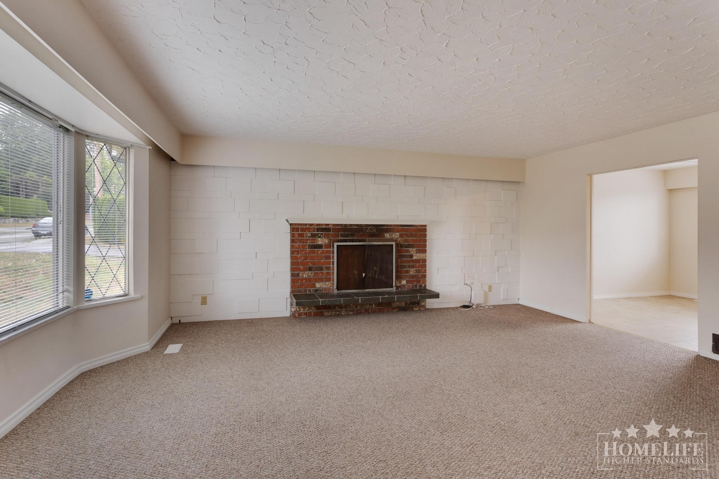 Duplex - 1060 Fell Avenue, Burnaby, V5B 3Y6 — photo 2