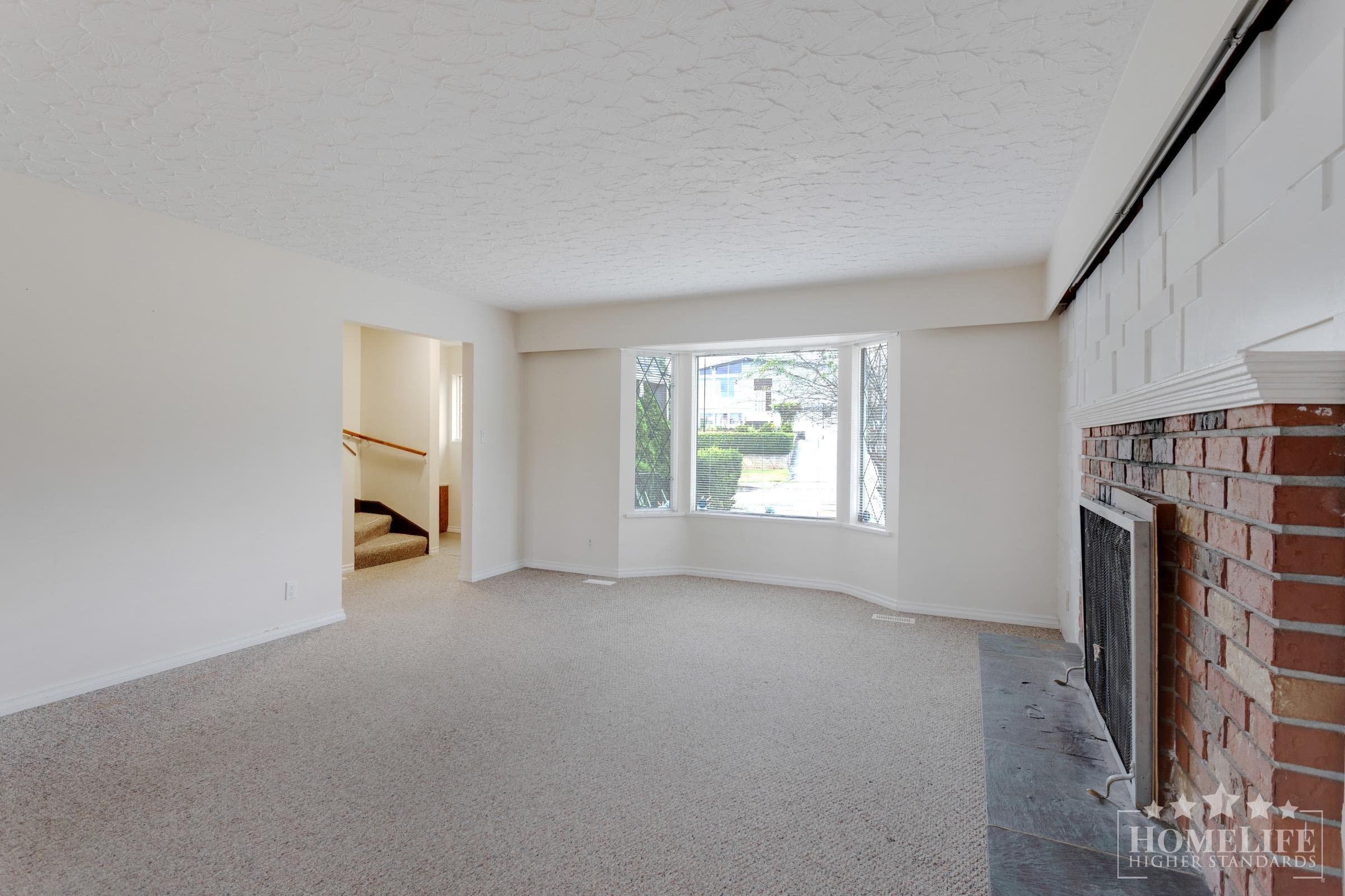 Duplex - 1060 Fell Avenue, Burnaby, V5B 3Y6 — photo 3