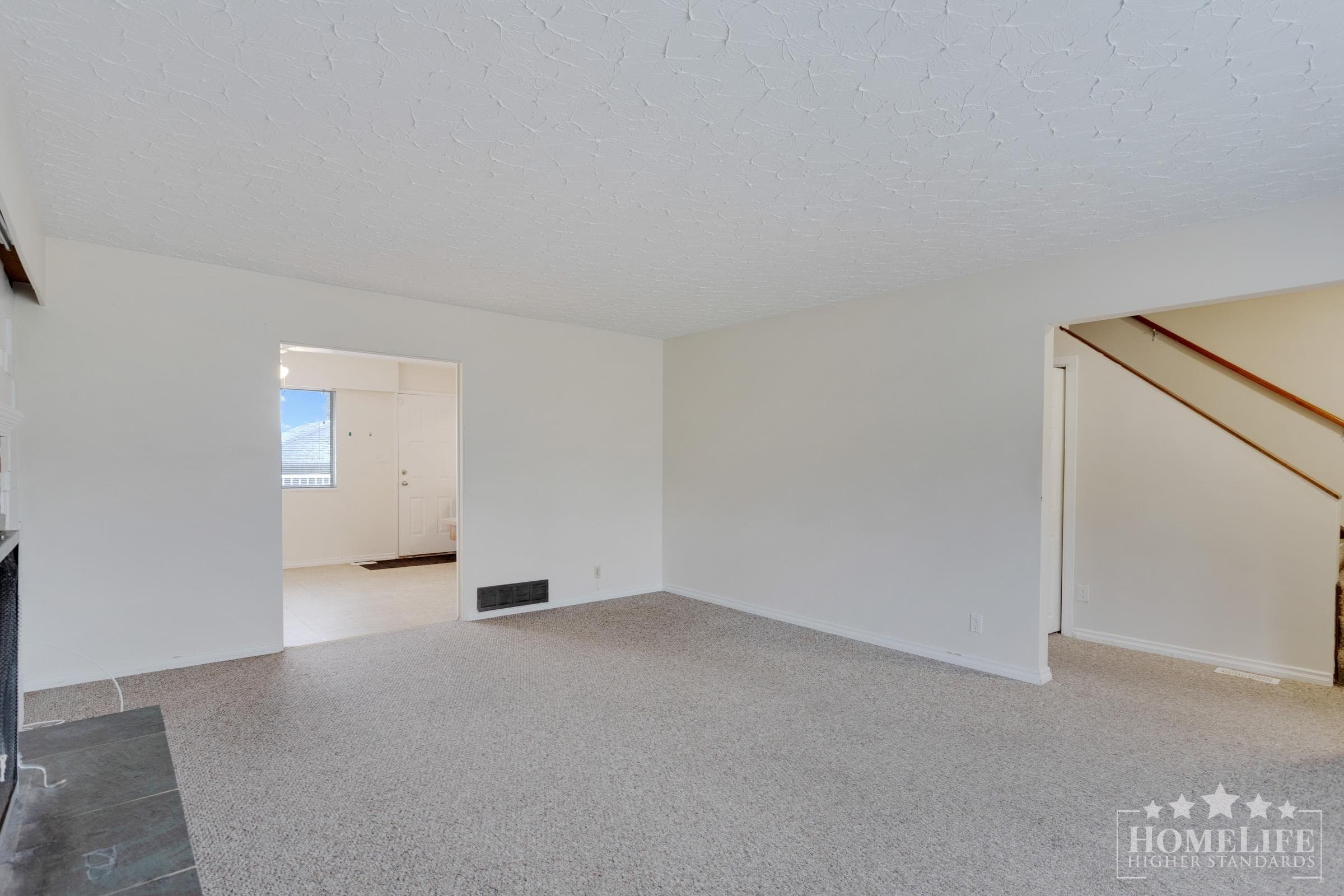Duplex - 1060 Fell Avenue, Burnaby, V5B 3Y6 — photo 4