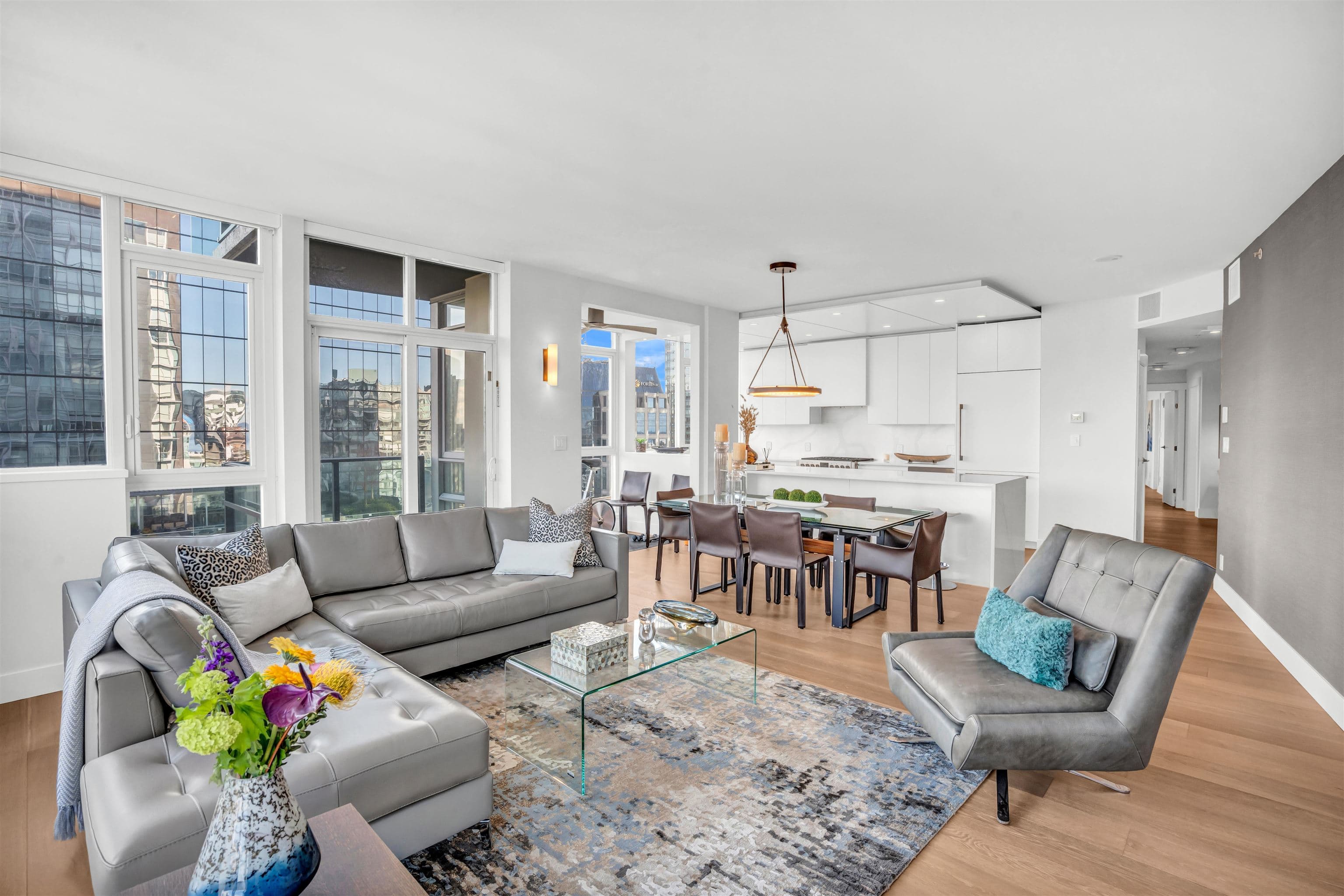 3403 - 1189 Melville Street, Vancouver, V6E 4T8 — photo 2