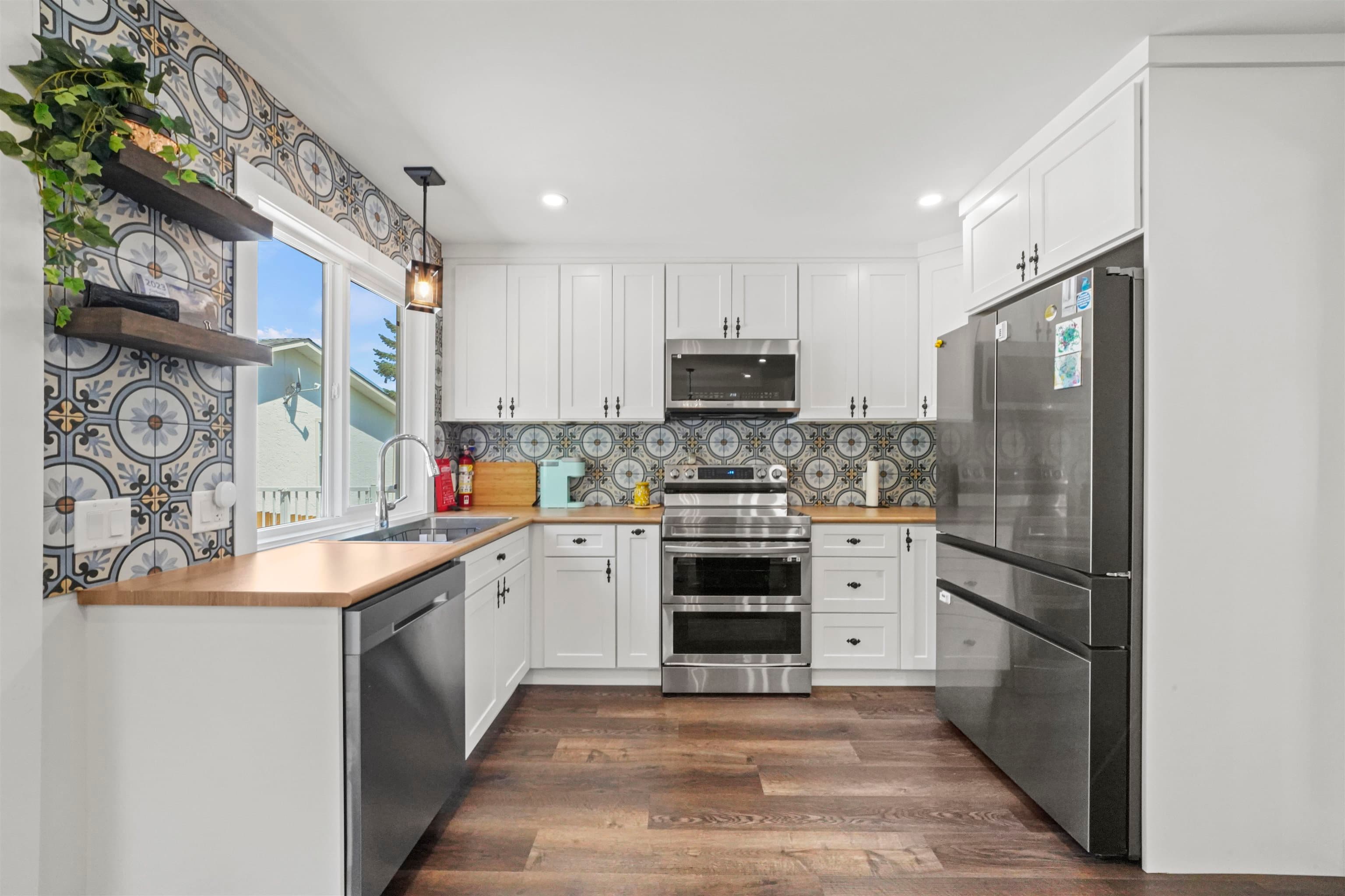 34941 Douglas Avenue, Mission, V2V 6S3 — photo 4
