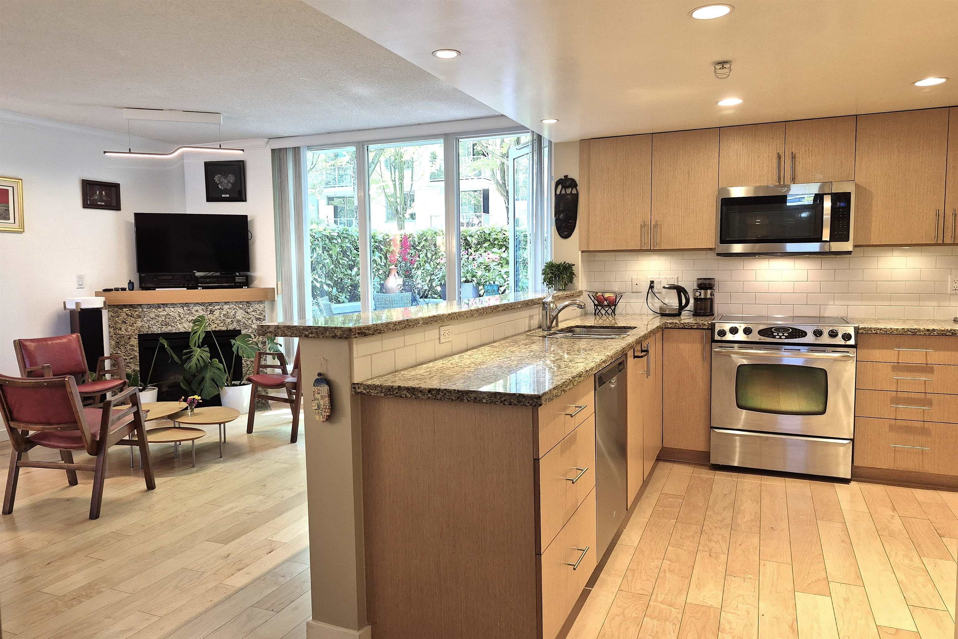 150 Prior Street, Vancouver, V6A 0A6 — photo 3
