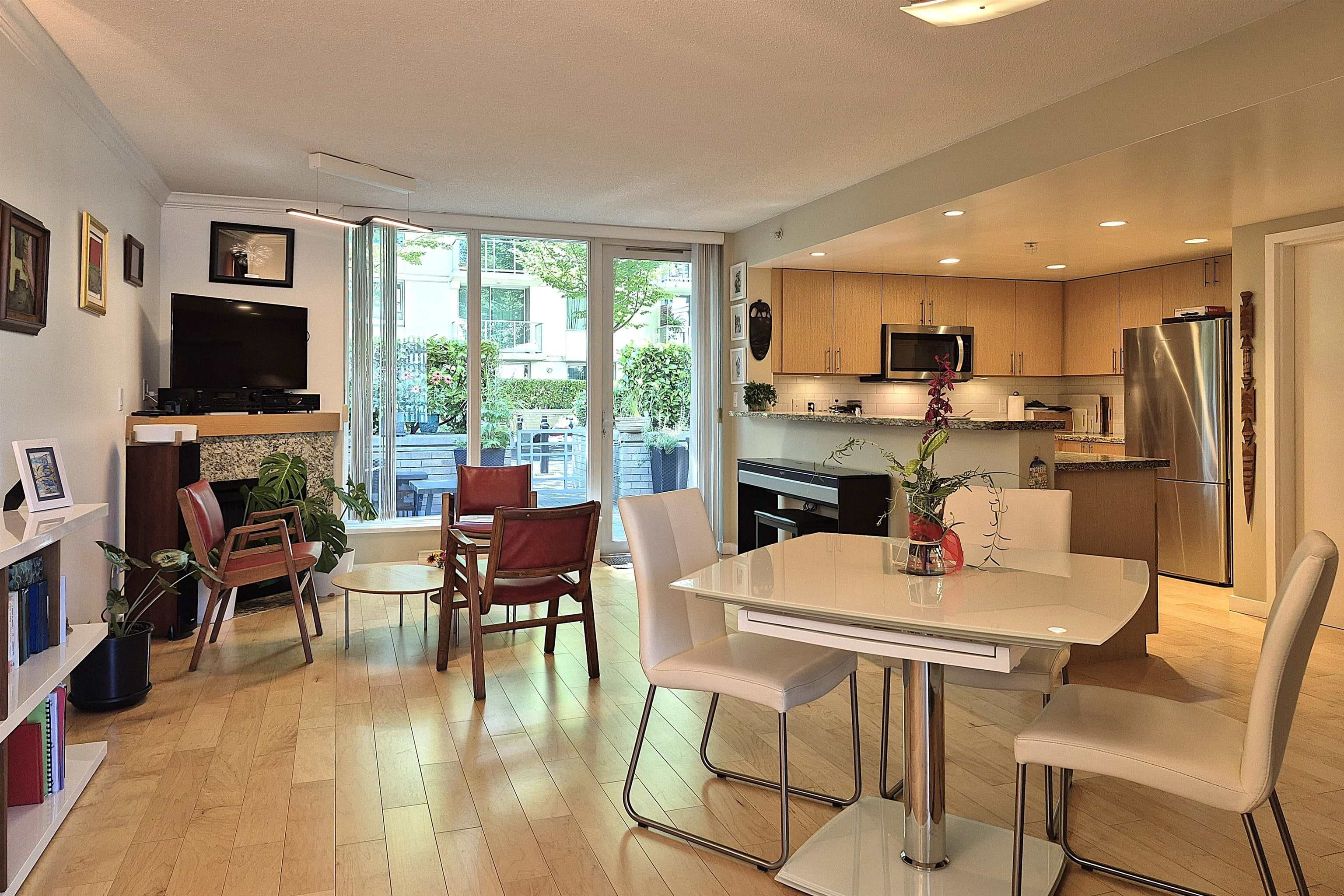 150 Prior Street, Vancouver, V6A 0A6 — photo 5