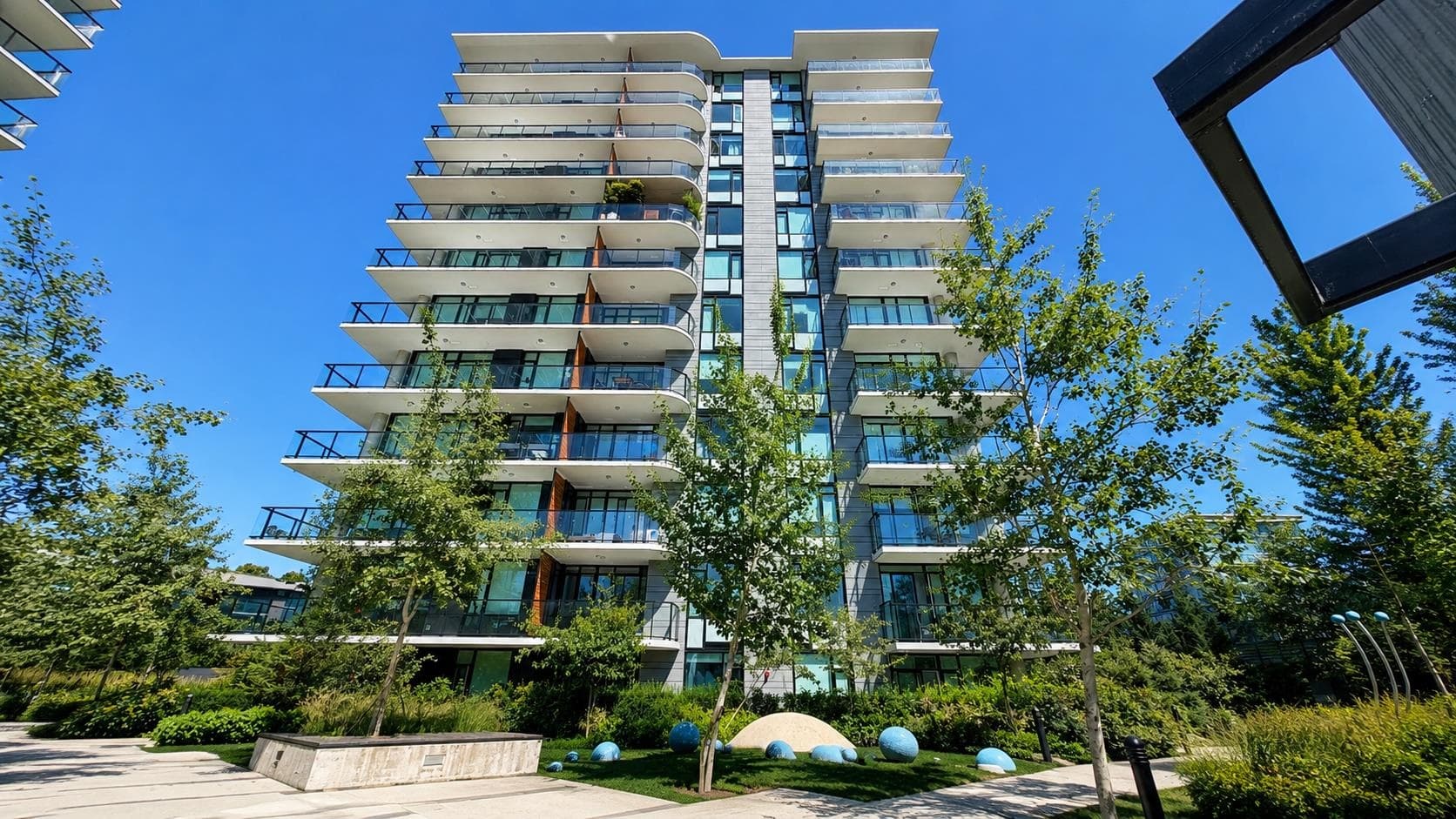 1301 - 8761 University Crescent, Burnaby, V5A 4Y8 — photo 3