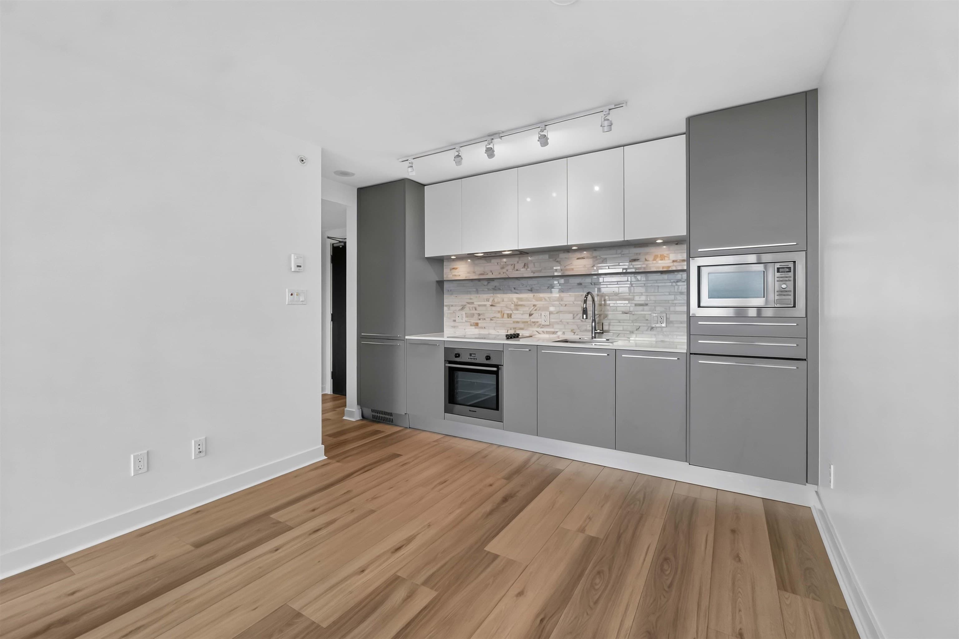 2206 - 8131 Nunavut Lane, Vancouver, V5X 0E2 — photo 3
